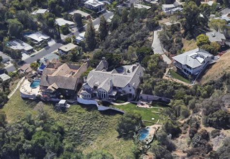 Nick Lachey House: The Former Encino Dwelling - Urban Splatter