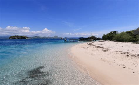 Bidadari island, Bidadari beach