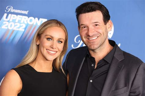 Tony Romo Says He’s 'Incredibly Fortunate' to Have Support of Wife