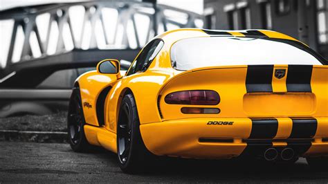 Download wallpaper 2048x1152 dodge viper, rear, sports car, dual wide 2048x1152 hd background, 7234