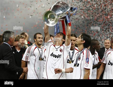 Kaka milan liverpool 2007 hi-res stock photography and images - Alamy