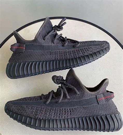 Real VS Fake Yeezy 350 V2 Black Static Full Reflective