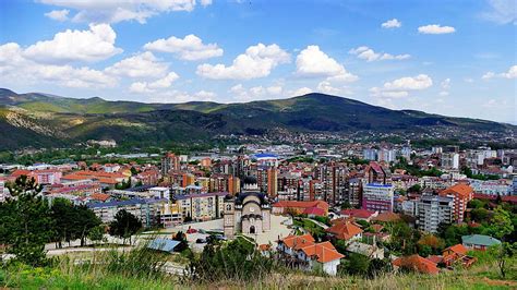 Backpacker2310: North(ern) Kosovska Mitrovica panoramic view