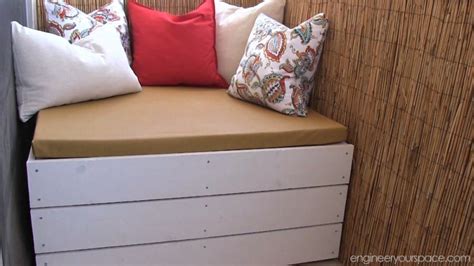 10 Smart DIY Outdoor Storage Benches - Shelterness