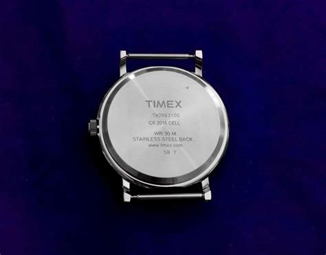 Timex Weekender Review (38mm): A True Unisex Watch?