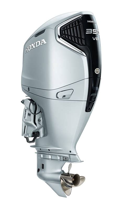 Honda Unveils V8 Outboard Engine