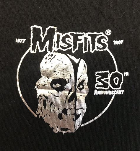 Misfits 30 Years 30th Anniverscary Cinder Block 1977 … - Gem