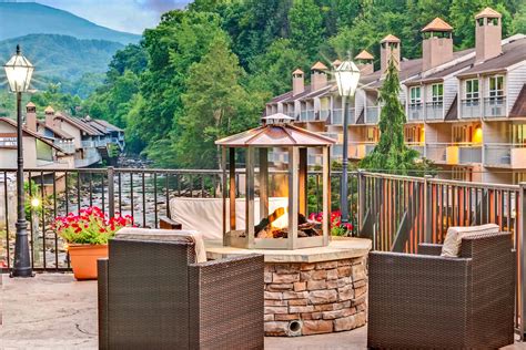 Baymont by Wyndham Gatlinburg On The River | Gatlinburg, TN Hotels