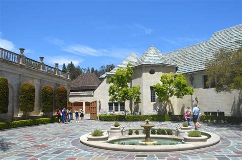 10 BEST Things to Do at Greystone Mansion - CityBOP