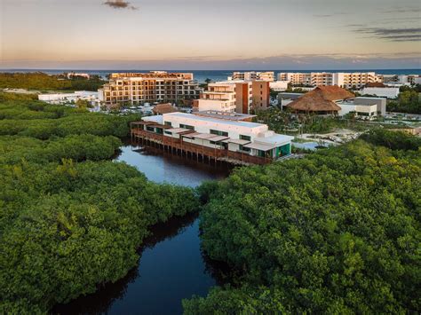 VENTUS HA' AT MARINA EL CID SPA & BEACH RESORT (Riviera Maya/Puerto ...