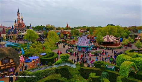 10 tips to make Disneyland Paris one day two parks work for you - The Revolving Compass