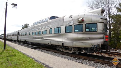 California Zephyr Observation-Dome "Silver Solarium" and partner sleeping car "Silver Rapids ...