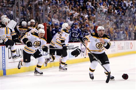 Bruins Beat Canucks for First Stanley Cup Since ’72 - The New York Times