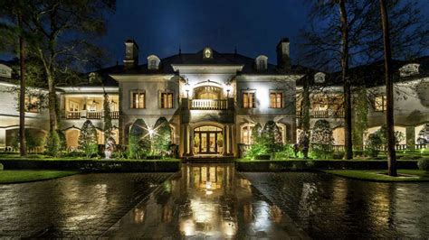 Woodlands mansion finally sells before hitting auction block