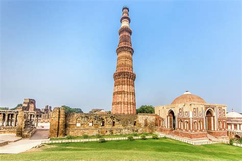 Qutub Minar Delhi India Photograph by Mlenny - Fine Art America