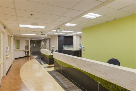 MYNG architects | KAISER WOODLAND HILLSMEDICAL CENTERINPATIENT NURSE STATIONS