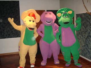 PERSONAJELANDIA: Barney y sus amigos