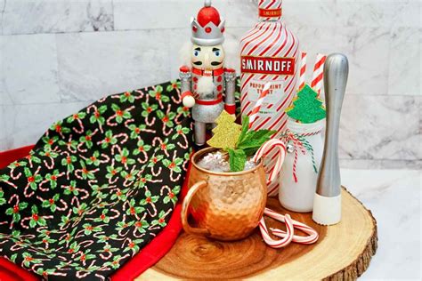 Delicious Christmas Peppermint Mule Cocktail