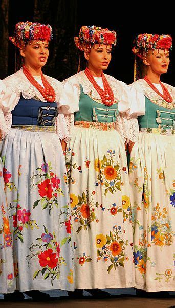 Polish - Silesian Folk costumes | Traditional outfits, European ...