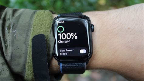 Apple Watch SE (2022) review: Perfect for smartwatch first-timers ...