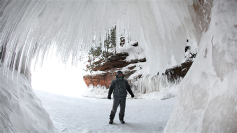 Lake Superior mostly covered in ice, but ice caves unlikely to open