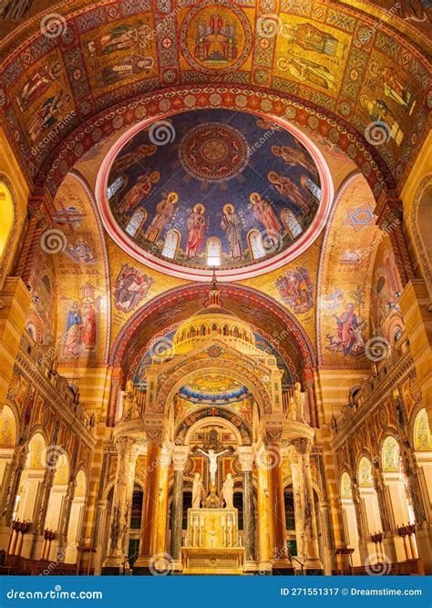 Interior View of the Cathedral Basilica of Saint Louis Stock Image ...