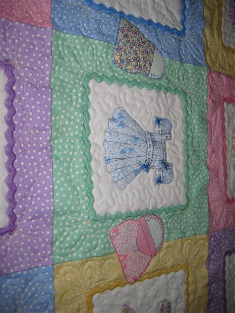 Baby Girl Quilt - Dress Up...quilted by Aubrey'sQuiltingCreations