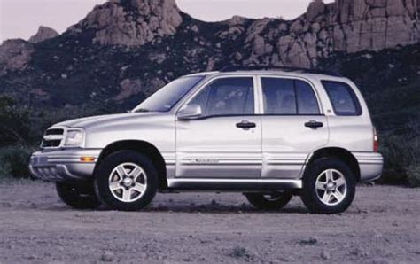 2004 Chevrolet Tracker Specs, Prices, VINs & Recalls - AutoDetective