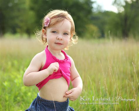 Belly Button | Kari Layland - MN portrait photographer Blog