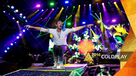 Coldplay - Hymn For The Weekend (Glastonbury 2016) - YouTube