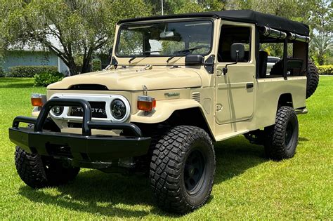 No Reserve: 2UZ-FE-Powered Toyota Land Cruiser HJ47 Troopy for sale on ...