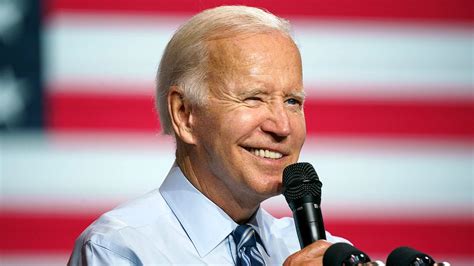 Pop Crave on Twitter: "President Joe Biden officially announces his run for re-election in 2024."