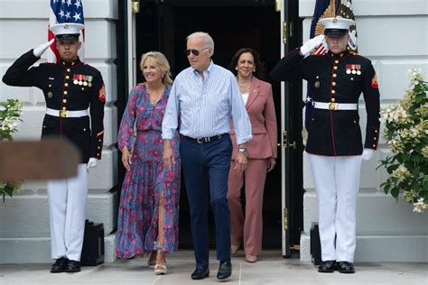 Jill Biden Wows in Peasant Top Dress & Wedges at Congressional Picnic ...