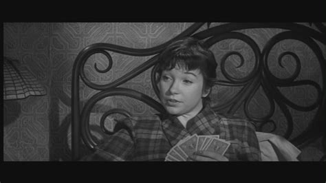 Shirley in 'The Apartment' - Shirley MacLaine Image (5246187) - Fanpop