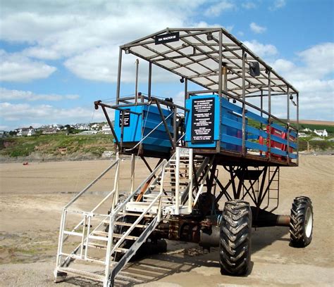 Bigbury-on-Sea to Burgh Island Tractor | The Sea Tractor is … | Flickr