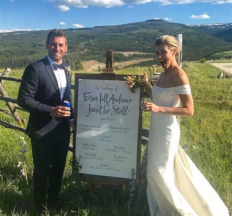 Erin Andrews Shares Stunning Photos From ''Fairytale'' Wedding to Jarret Stoll | E! News