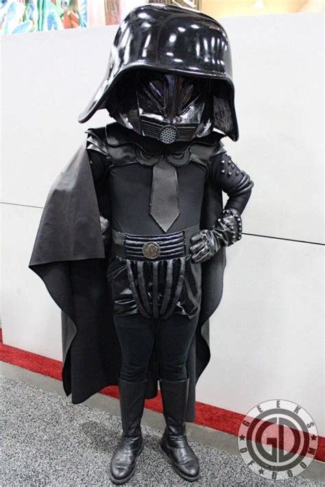 SDCC 2012: Cosplay Round-Up: Lord Dark Helmet - Geeks of Doom | Dark helmet costume, Dark helmet ...