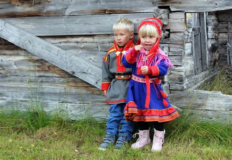 Sami children, Finland - Saamelaislapset, kuva: Miettunen ...