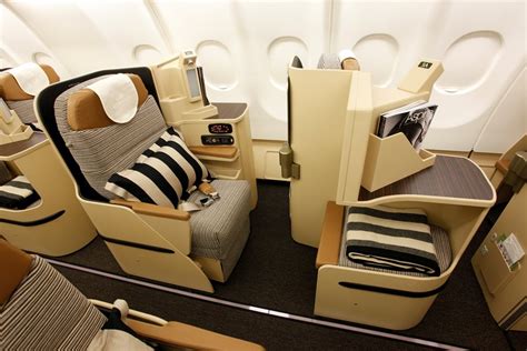 Etihad: Upgrade to Business Class Using Miles?