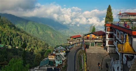 Find Flights to Darjeeling | Cheapflights