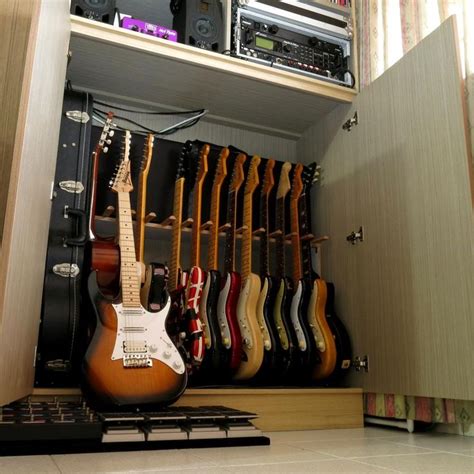 447 best images about Guitar Storage [||] on Pinterest | Guitar display ...