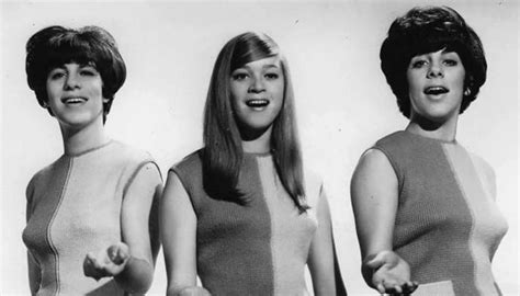 Shangri-Las lead singer Mary Weiss dies at 75