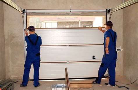 6 Reasons Why DIY Garage Door Installation is a Bad Idea - Detroitsuite