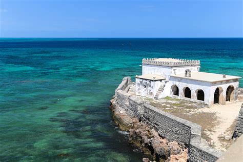 Fort São Sebastião & Africa's Oldest Chapel - Hammock Hoppers