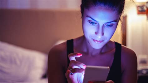 How Blue Light From Phones and Computers Damages Skin — Derm Insight | Allure