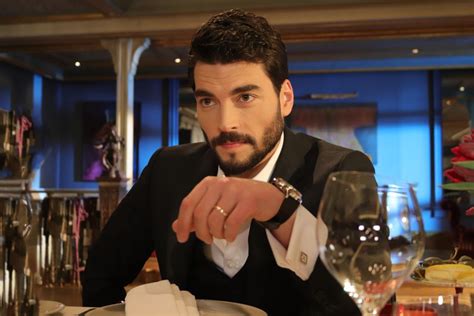 ‘Hercai: Amor y Venganza’: Conoce a Akin Akinözü, el nuevo galán turco ...