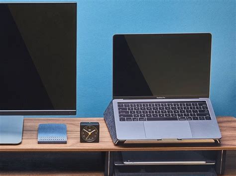 Grovemade Ergonomic Laptop Lift elevates your device for a more comfortable position » Gadget Flow