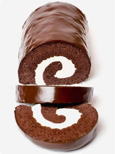 Chocolate Roll Cake - Swiss Roll - Drive Me Hungry