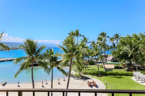 Kona Accommodation & Hotel Rooms | Courtyard King Kamehameha's Kona Beach Hotel