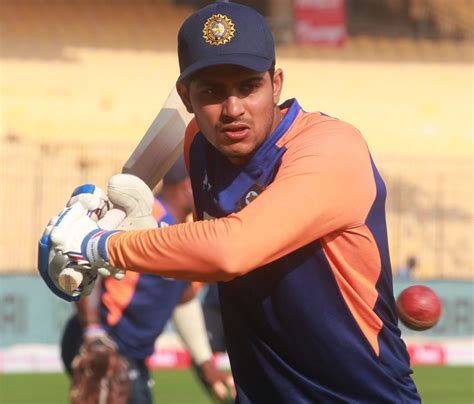 Shubman Gill bats during a warm-up session | ESPNcricinfo.com